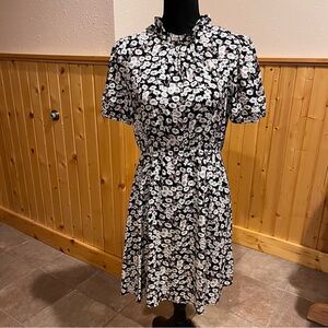 Cinnie cute floral summer prairie dress